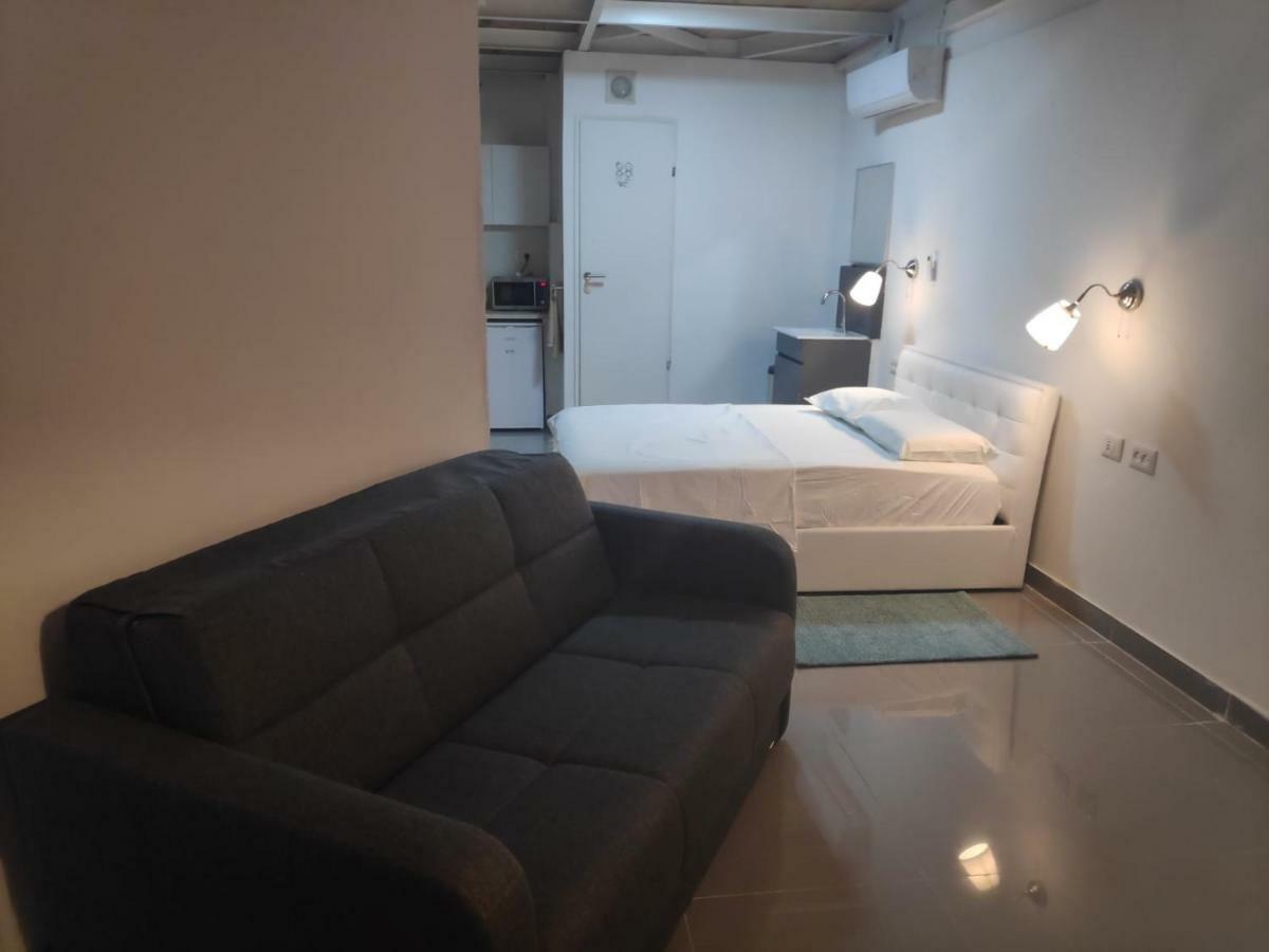 Agas Holiday Apartments - Gai Boutique Tiberias Luaran gambar